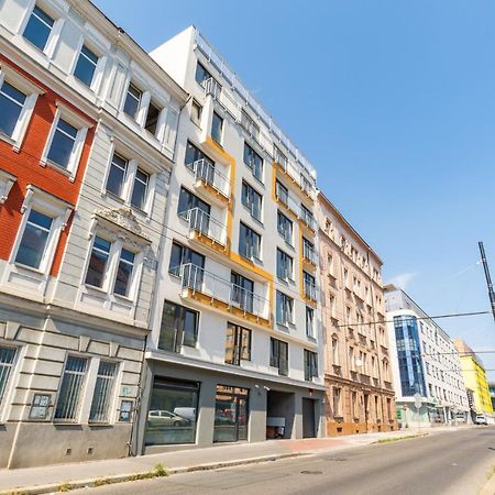 Brand New One Bedroom Apartment #54 In Brand New Building With Free Parking Prague Exterior photo